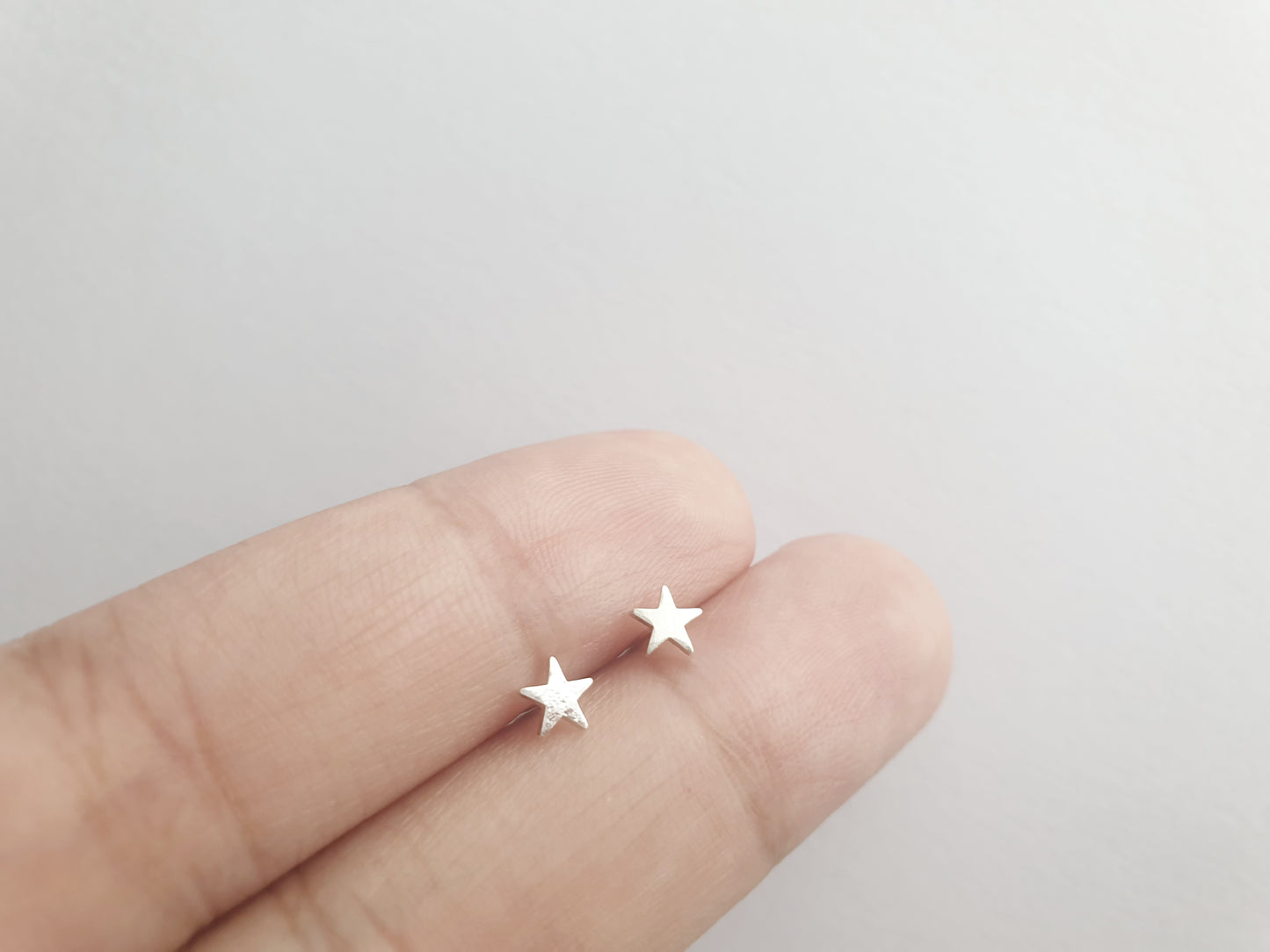 小星星耳釘