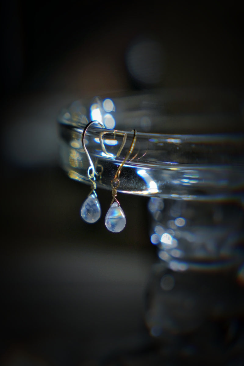 胖胖水滴 月光石耳環