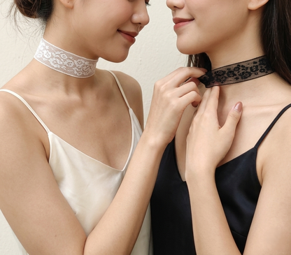 荊棘玫瑰簍空蕾絲CHOKER-黑/白