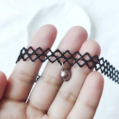 黑珍珠菱形窗花CHOKER