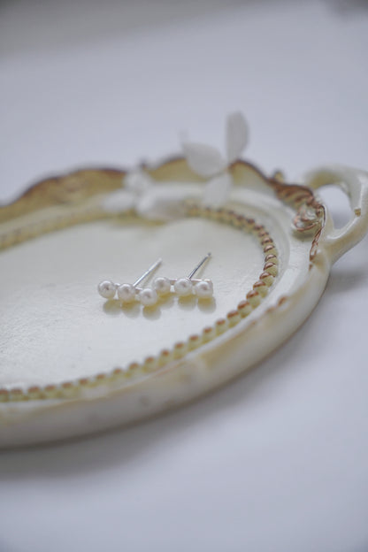 CERES 三顆迷你珍珠耳針