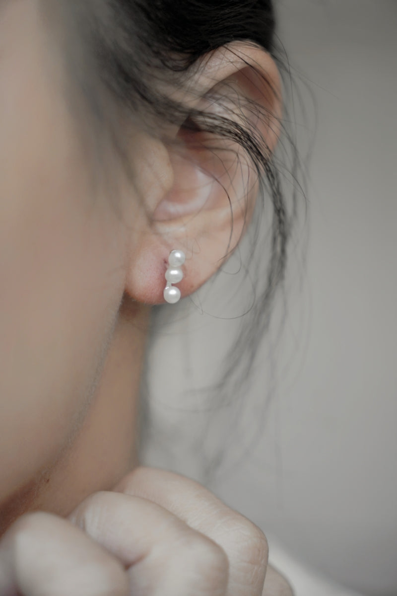 CERES 三顆迷你珍珠耳針