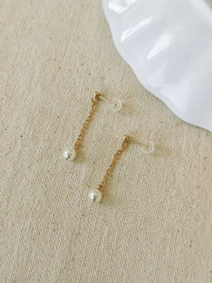 SELENE 單顆珍珠耳環-長版