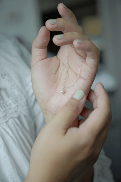 SELENE 單顆珍珠項鍊