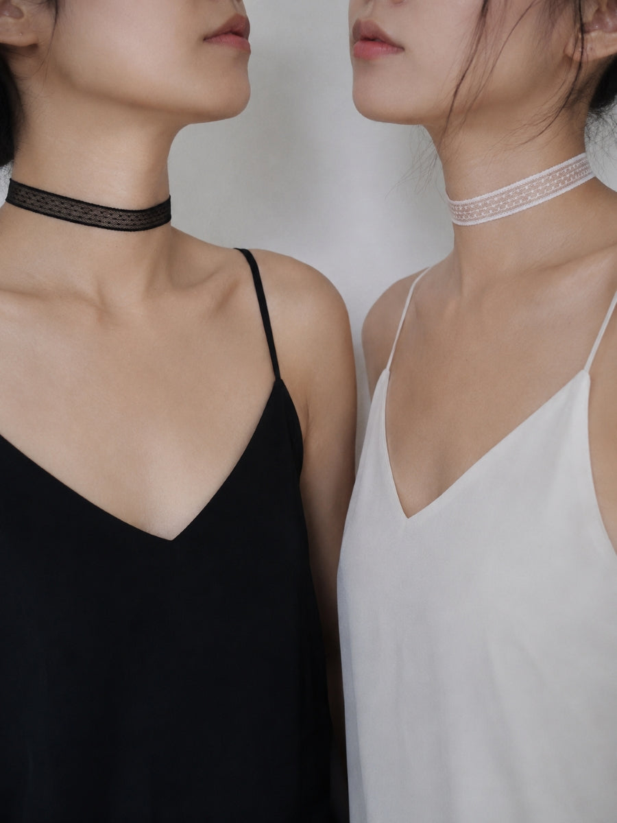 復古小點點透膚CHOKER-黑/白
