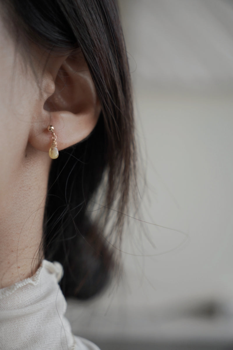 稀有黃色藍寶石耳環